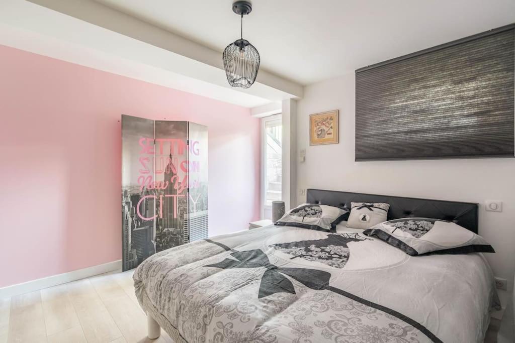 Superbe Appartement Avec Parking Gratuit Lons-le-Saunier Kültér fotó